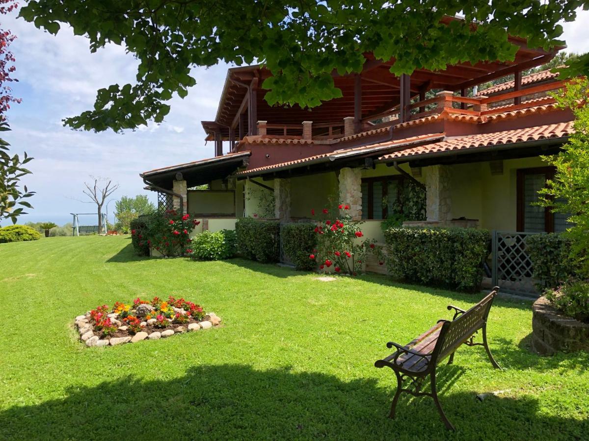 Casa Vacanze Patrizia Montefiore dellʼAso Εξωτερικό φωτογραφία